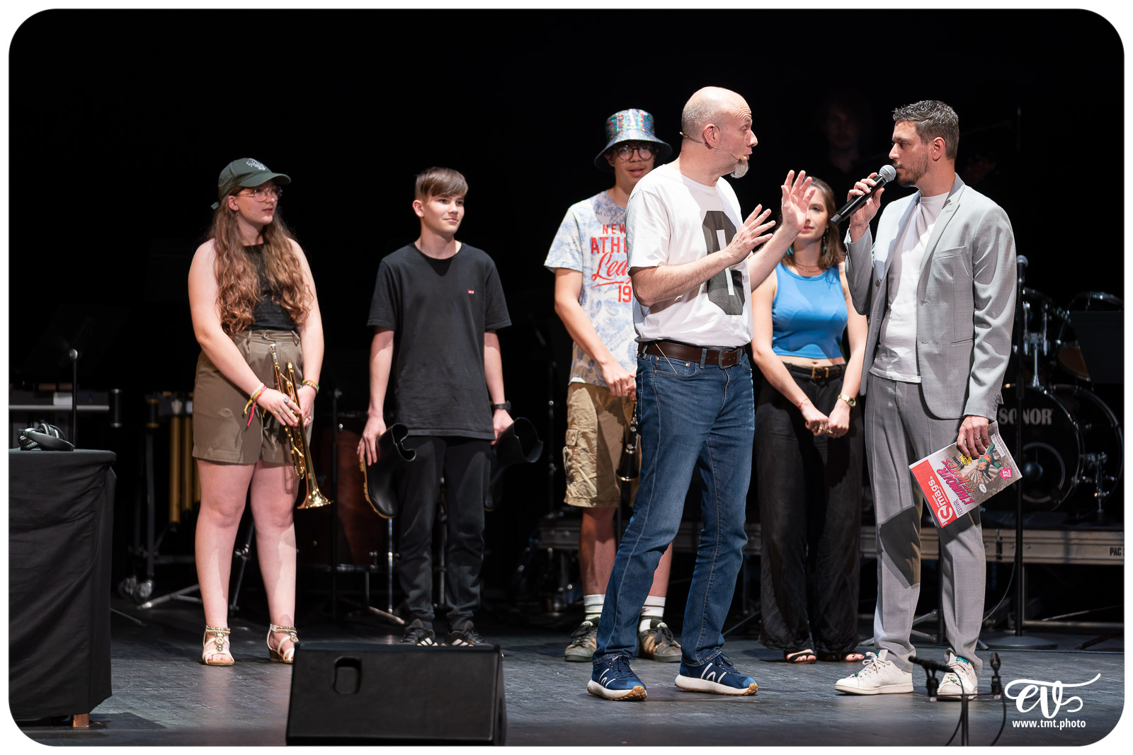 L'HUMOUR DENOTE (ELEVES EMMDH & CEDRIC GOUBERT)